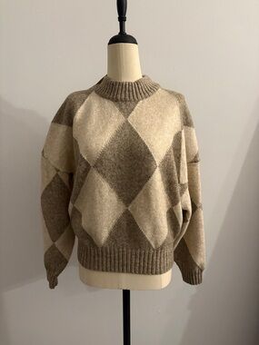 H&M Beige and Taupe Argyle Turtleneck Sweater